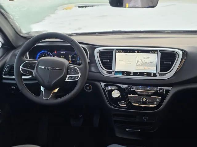 2026 Chrysler Voyager VOYAGER LX