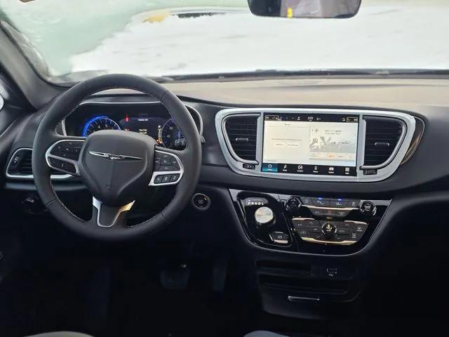 2026 Chrysler Voyager VOYAGER LX