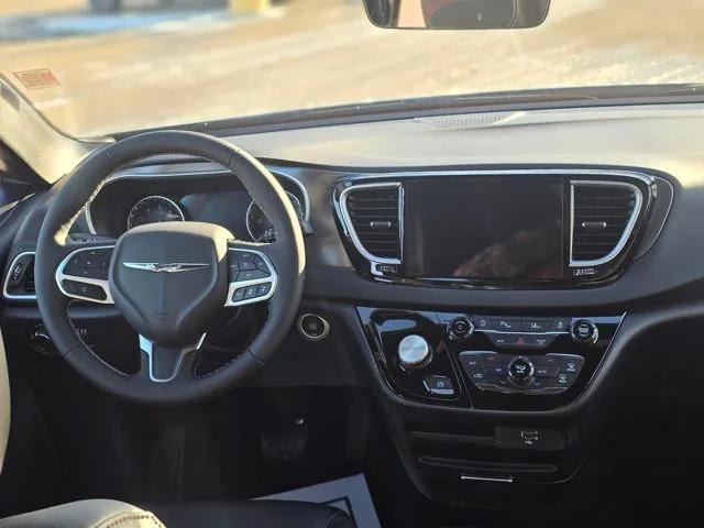 2026 Chrysler Voyager VOYAGER LX