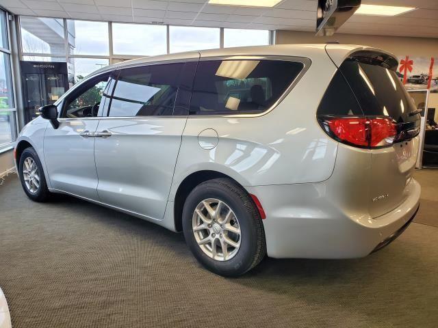 2026 Chrysler Voyager VOYAGER LX