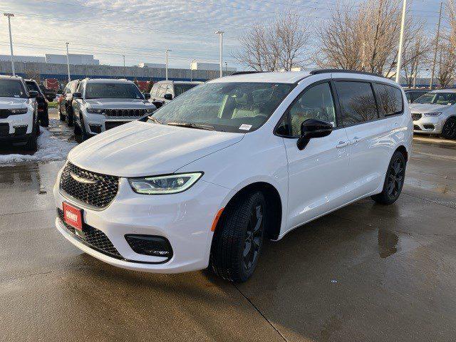 2026 Chrysler Pacifica PACIFICA SELECT