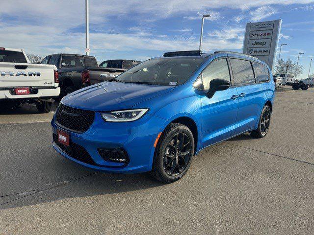 2026 Chrysler Pacifica PACIFICA LIMITED AWD