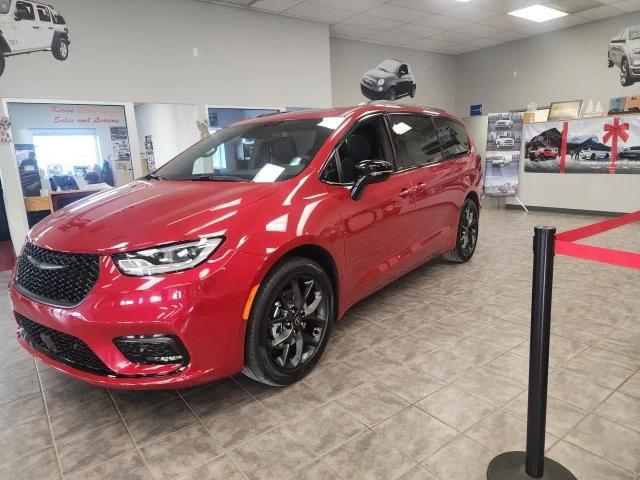 2026 Chrysler Pacifica PACIFICA LIMITED