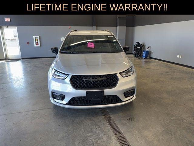 2026 Chrysler Pacifica PACIFICA SELECT AWD