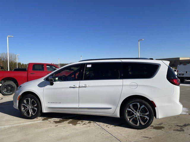2026 Chrysler Pacifica PACIFICA PINNACLE AWD