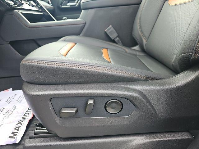 2026 GMC Sierra 2500HD Crew Cab, Standard Bed, AT4, 4WD