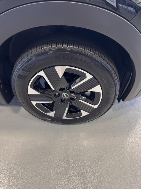 2025 Nissan Kicks SV Intelligent AWD