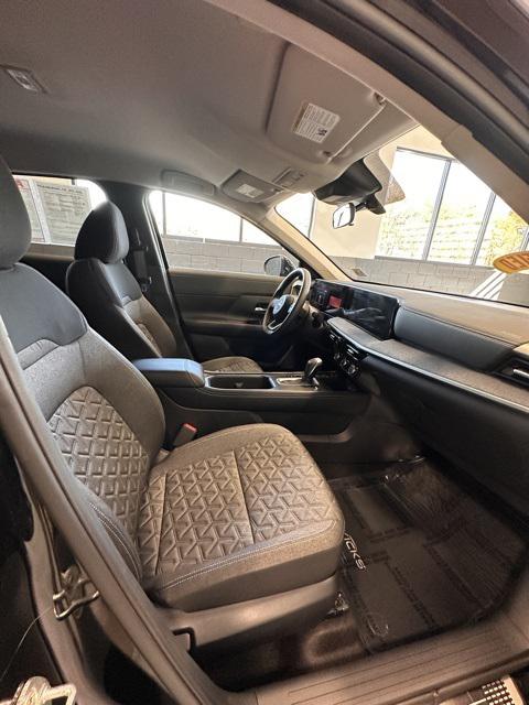 2025 Nissan Kicks SV Intelligent AWD
