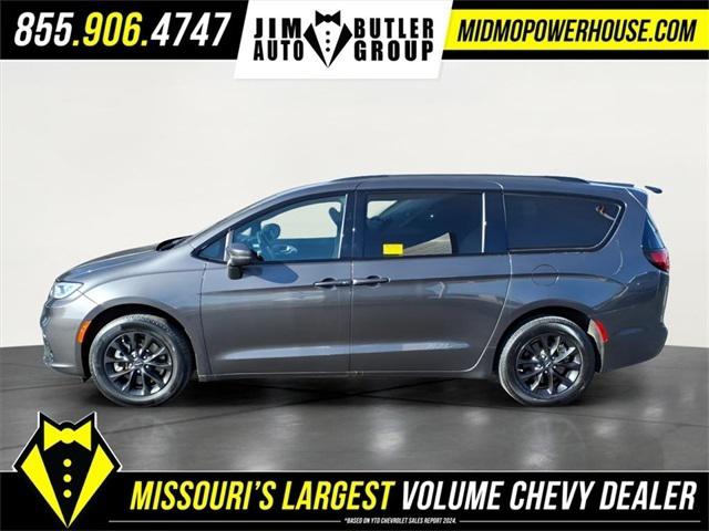 2021 Chrysler Pacifica Touring AWD 2021 Chrysler Pacifica Touring AWD