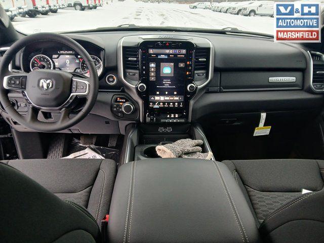 2026 Ram 1500 Big Horn Crew Cab 4x4 57 Box