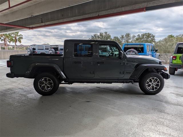 2026 Jeep Gladiator GLADIATOR SPORT S 4X4