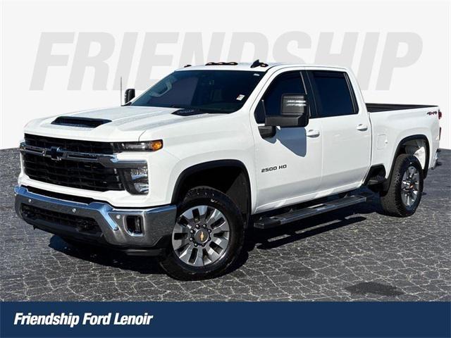 2025 Chevrolet Silverado 2500HD 4WD Crew Cab Standard Bed LT