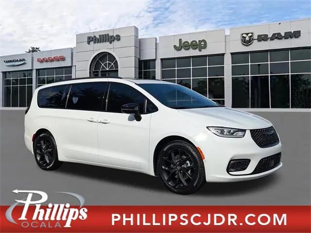 2026 Chrysler Pacifica PACIFICA LIMITED