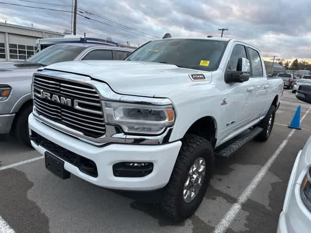 2023 RAM 2500 Laramie Crew Cab 4x4 64 Box