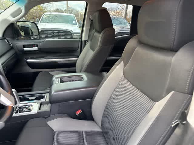 2017 Toyota Tundra SR5 4.6L V8 2017 Toyota Tundra SR5 4.6L V8