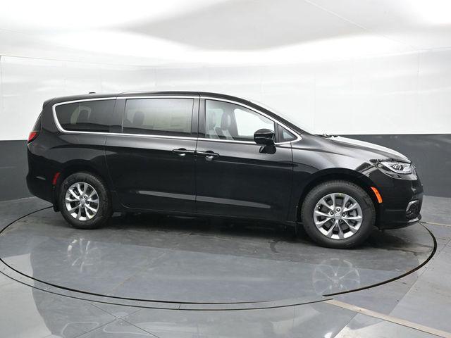 2026 Chrysler Pacifica PACIFICA SELECT AWD 2026 Chrysler Pacifica PACIFICA SELECT AWD