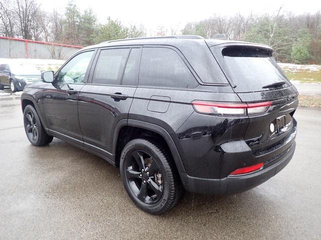 2023 Jeep Grand Cherokee Altitude 4x4 2023 Jeep Grand Cherokee Altitude 4x4