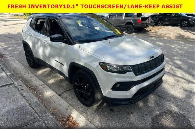 2022 Jeep Compass Altitude FWD 2022 Jeep Compass Altitude FWD