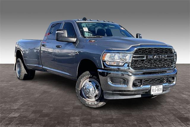 2024 RAM 3500 Tradesman Crew Cab 4x4 8 Box 2024 RAM 3500 Tradesman Crew Cab 4x4 8 Box