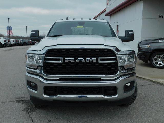2024 RAM 3500 Big Horn Crew Cab 4x4 8 Box 2024 RAM 3500 Big Horn Crew Cab 4x4 8 Box