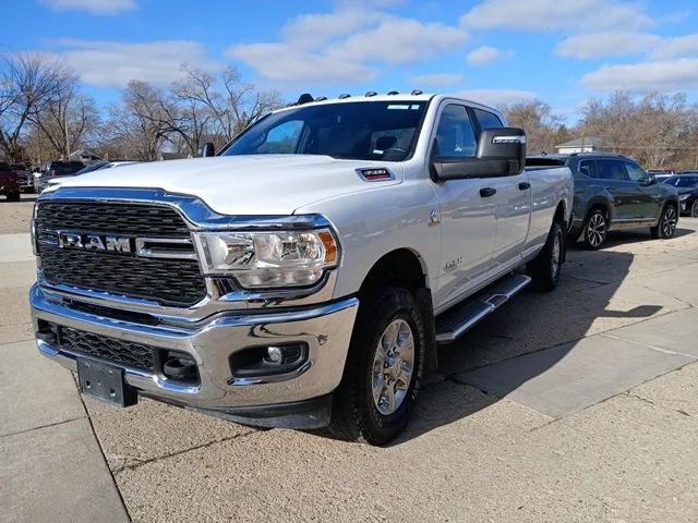 2024 RAM 3500 Big Horn Crew Cab 4x4 8 Box