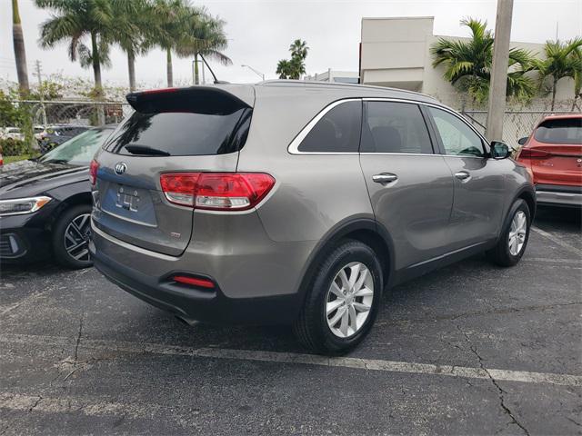 2017 Kia Sorento 2.4L LX