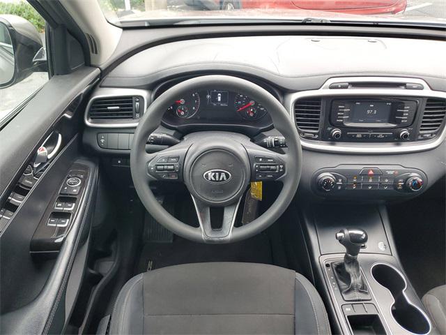 2017 Kia Sorento 2.4L LX