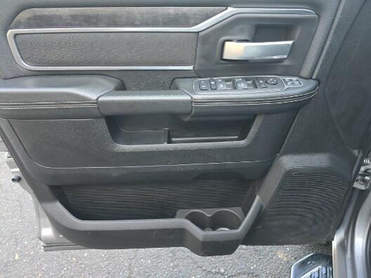 2024 RAM 2500 Big Horn Crew Cab 4x4 64 Box 2024 RAM 2500 Big Horn Crew Cab 4x4 64 Box