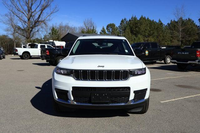 2023 Jeep Grand Cherokee L Laredo 4x2