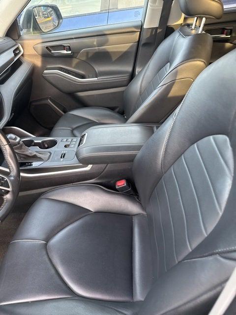 2024 Toyota Highlander XLE 2024 Toyota Highlander XLE