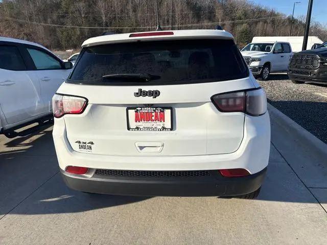 2026 Jeep Compass Latitude Altitude