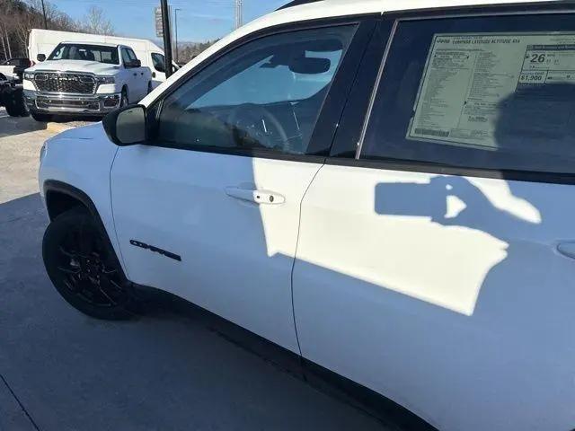 2026 Jeep Compass Latitude Altitude