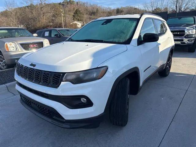 2026 Jeep Compass Latitude Altitude