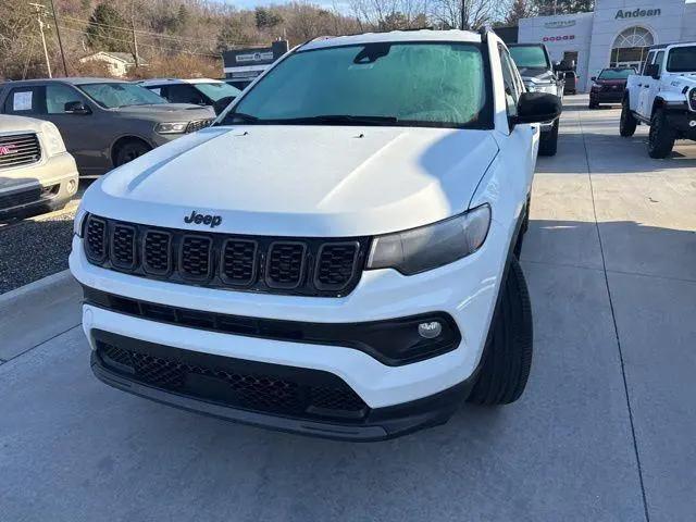 2026 Jeep Compass Latitude Altitude