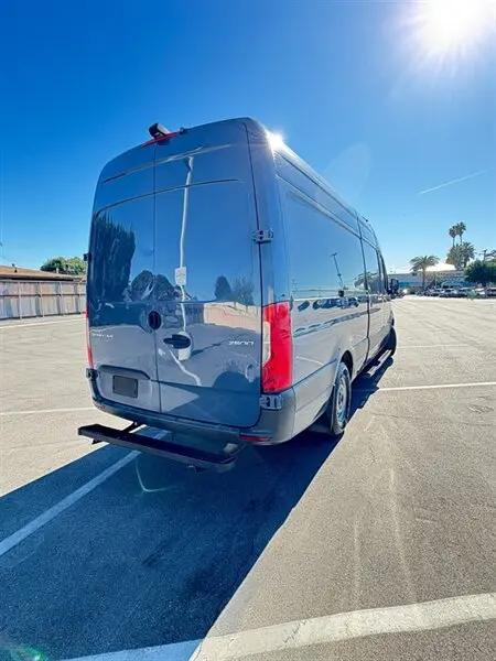 2019 Mercedes-Benz Sprinter 2500 High Roof V6
