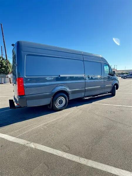 2019 Mercedes-Benz Sprinter 2500 High Roof V6