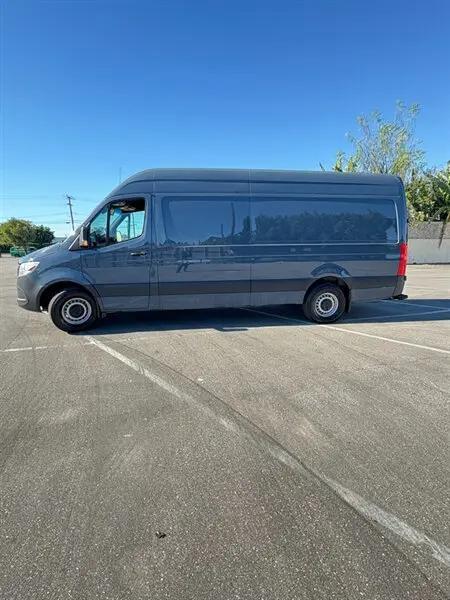 2019 Mercedes-Benz Sprinter 2500 High Roof V6