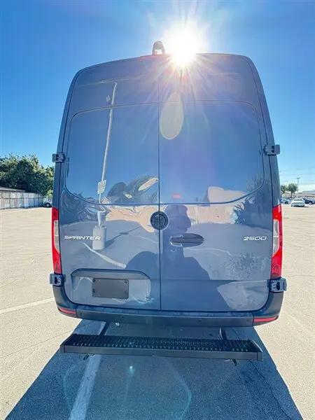 2019 Mercedes-Benz Sprinter 2500 High Roof V6