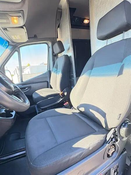 2019 Mercedes-Benz Sprinter 2500 High Roof V6