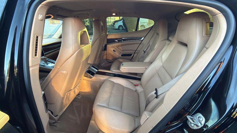 2013 Porsche Panamera 4