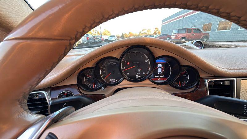2013 Porsche Panamera 4