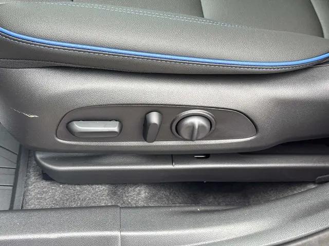 2026 Buick NV Sport Touring FWD