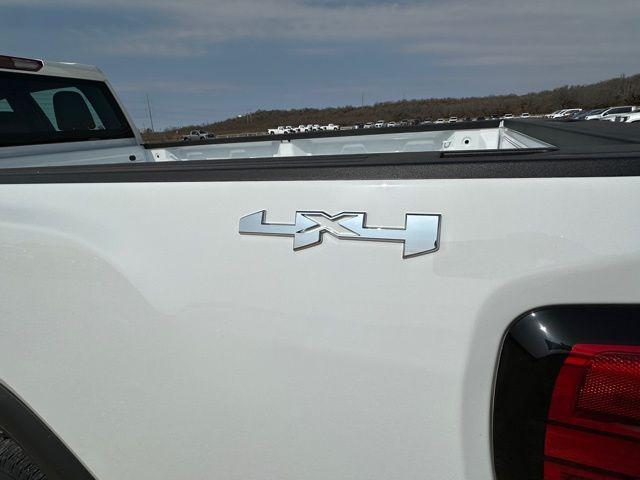 2026 GMC Sierra 2500HD Pro