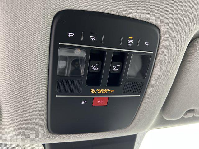 2026 Hyundai Palisade Limited - Photo 25