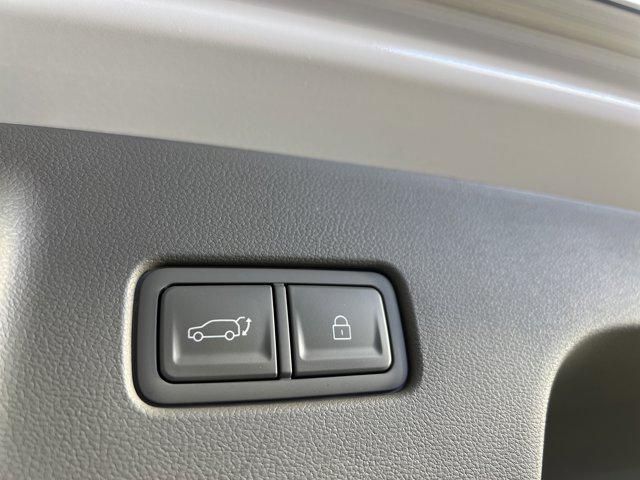 2026 Hyundai Palisade Limited - Photo 13