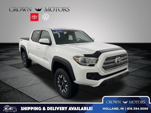 2016 Toyota Tacoma TRD Off Road's photo