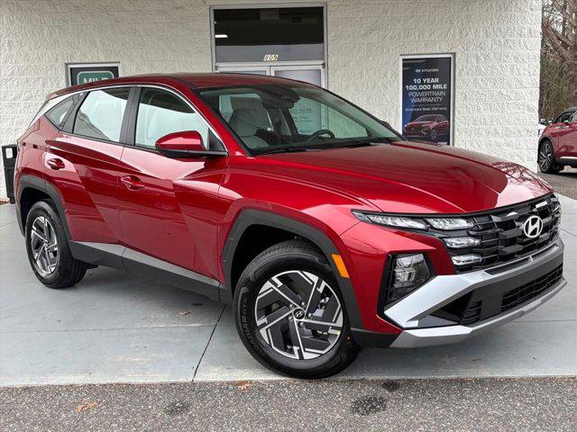 2026 Hyundai Tucson Hybrid Blue SE