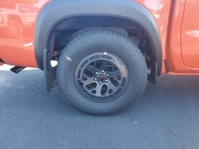 2025 Nissan Frontier Crew Cab PRO-X 4x2