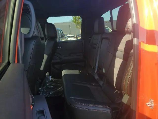 2025 Nissan Frontier Crew Cab PRO-X 4x2
