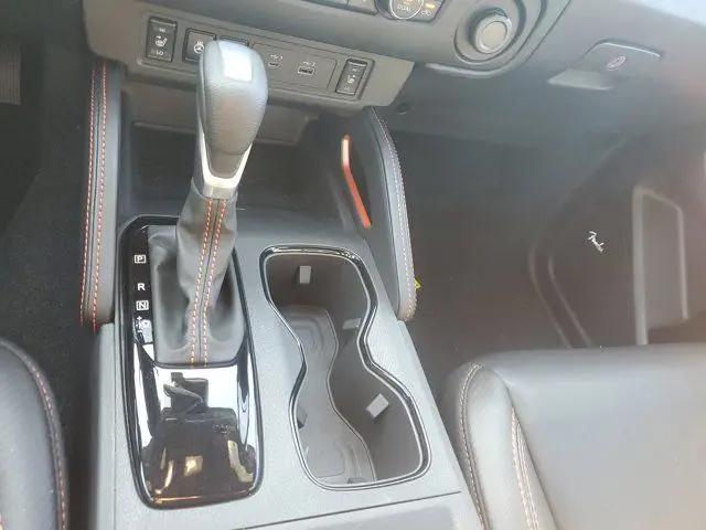 2025 Nissan Frontier Crew Cab PRO-X 4x2